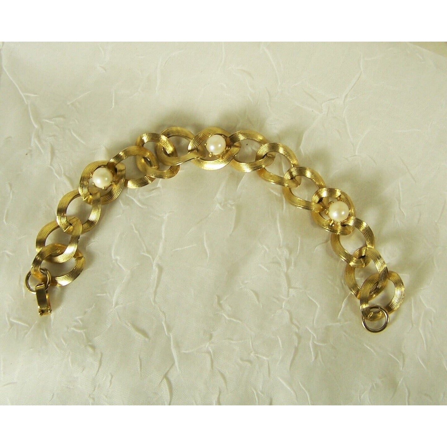 Vintage Gold Tone Bracelet Links Faux Pearls Fold Over Clasp, 7 1/4" Unmarked